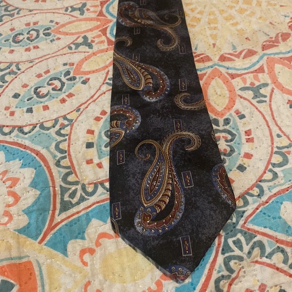 tie  Jhonatan.carson - Picture 2 of 8